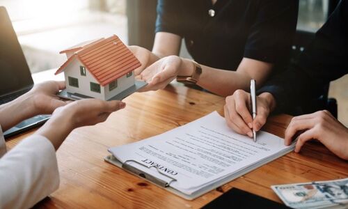 Biasakan diri 'kritikal' terhadap latar belakang ejen