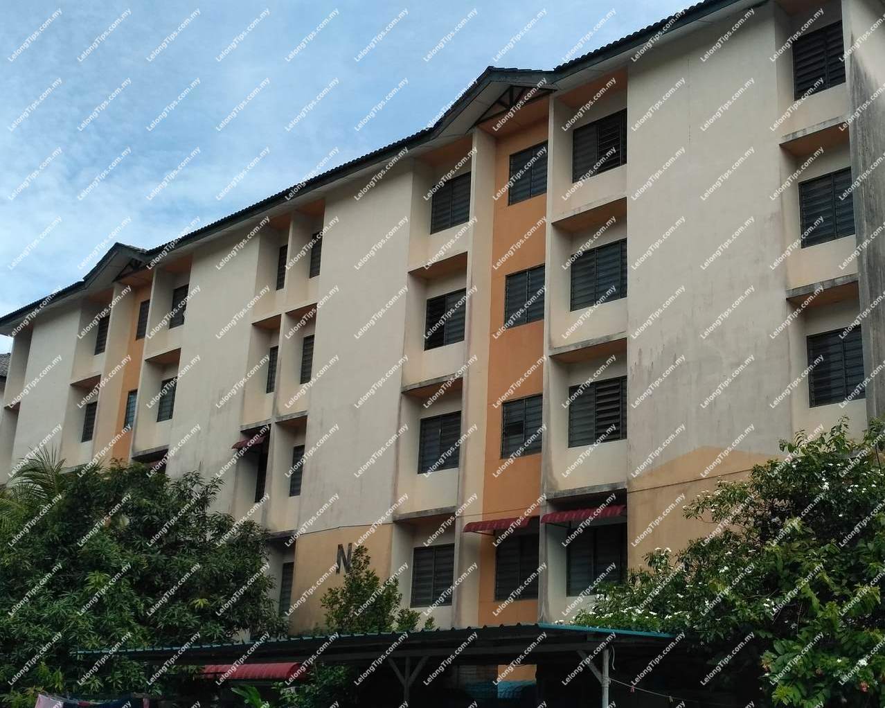 Lelong Auction Seri Seroja Apartment In Bukit Beruntung Selangor 1st Floor Apartment Seri Seroja Yen Bb7 Bukit Beruntung 48300 Ra
