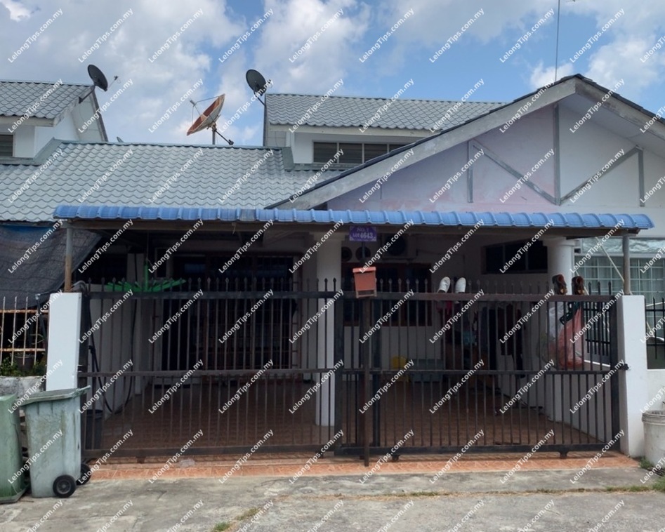 Auction 1 Storey Terrace House in Taman Tunku Sarawak for RM140000