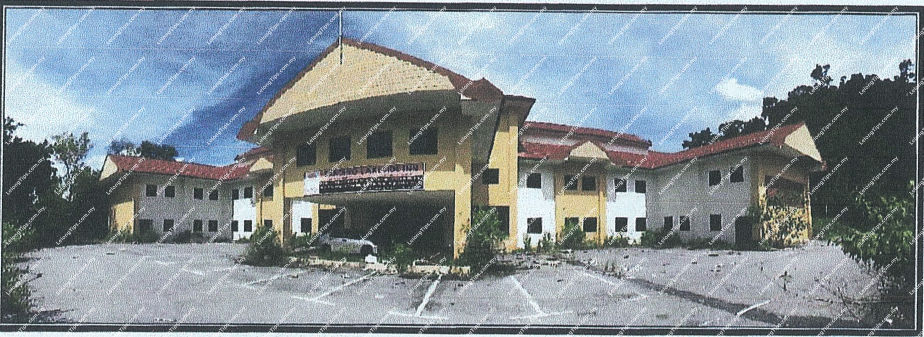 Banding Lakeside Inn Hotel