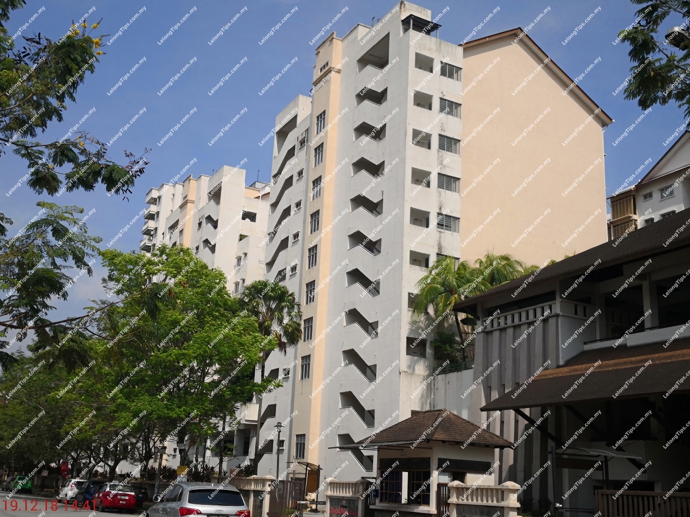 puncak nusa kelana condominium