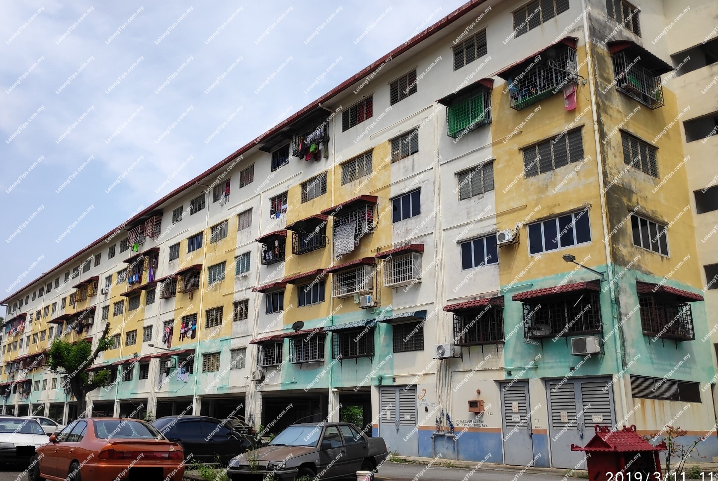 Freehold 3 Bedroom Apartment in Taman Rawang Perdana 2, Rawang, Intermediate, Low Cost [7 mins to Rawang KTM Station]