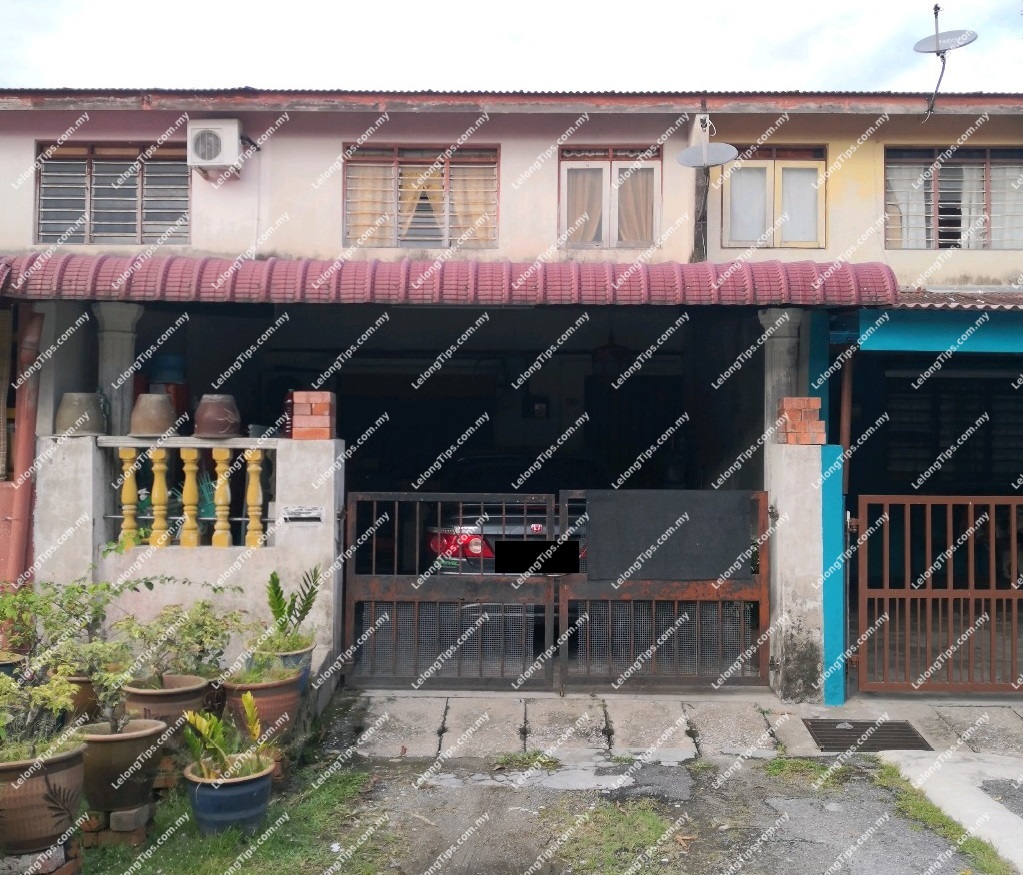 Auction 2 Storey Terrace House in Taman Sri Wani Perak for RM99000