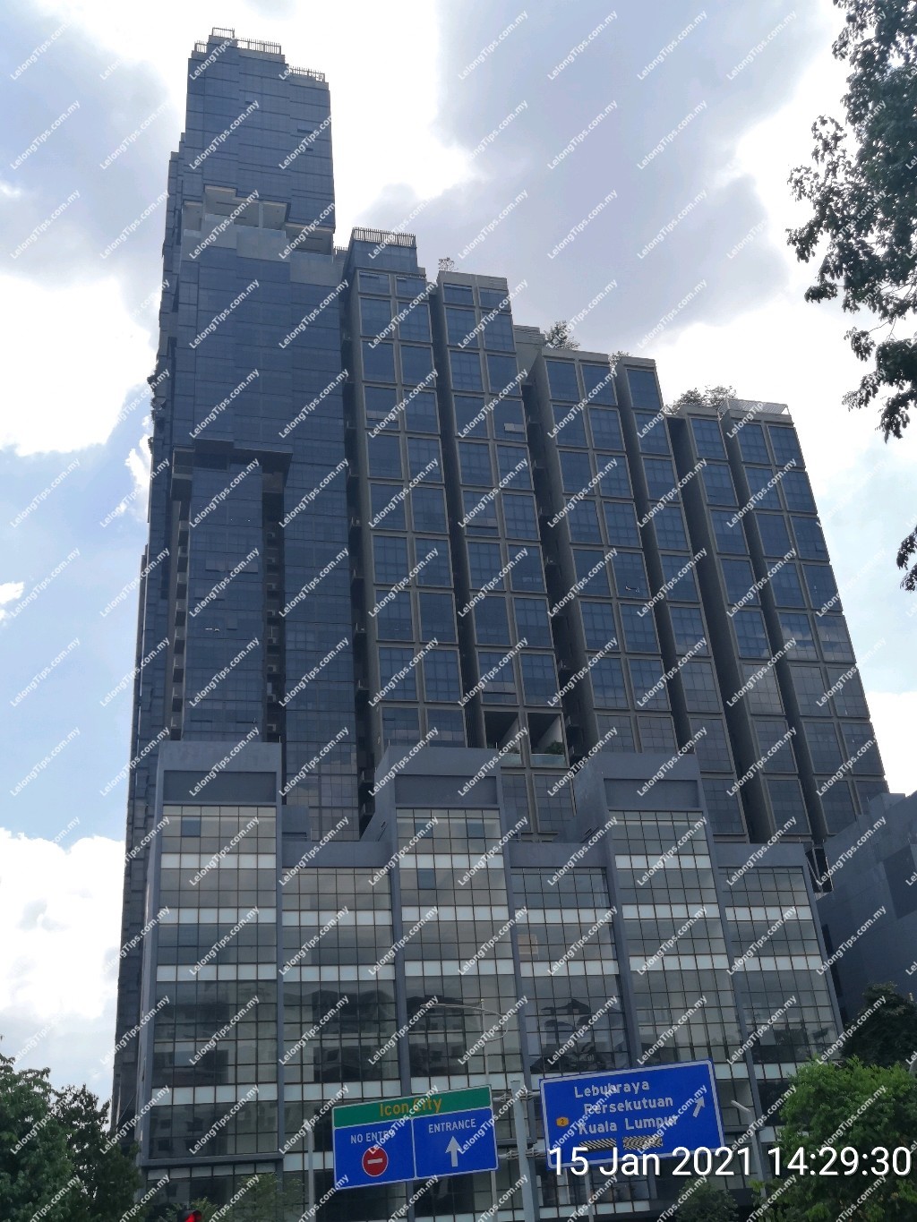 Lelong Auction Duplex Unit Small Office Versatile Office Sovo In Petaling Jaya Selangor For Rm270000