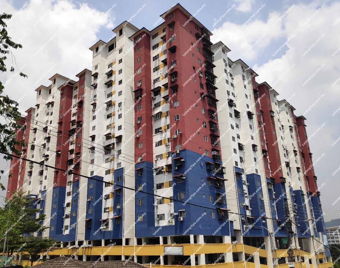 Lelong Auction 3 Bedroom Seri Malaysia Apartment Intermediate Low Cost 5 Min To Bts Erl Station And Tbs 12 Min To Endah Parade Easy Access Via Sbe Highway In Kampung Sri Malaysia