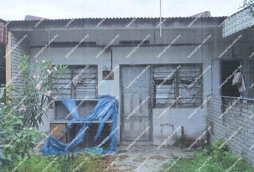 Auction 1 Storey Terrace House in Taman Sri Mawar Perak for RM63000