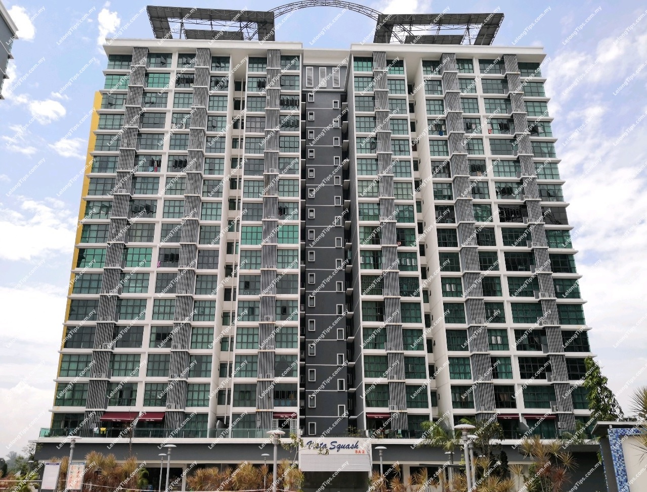 Vista Alam Service Apartment