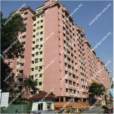 Freehold Apartment [3 min to Mydin Wholesale Hypermarket Semenyih; 4 min to Billion Shopping Centre (Semenyih)]