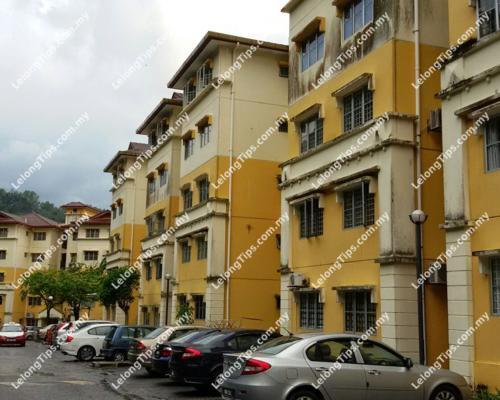 4 Bedroom Sri Baiduri Apartment, Corner Lot [6 min to Giant Supermarket Bukit Antarabangsa; 9 min to Melawati Mall]