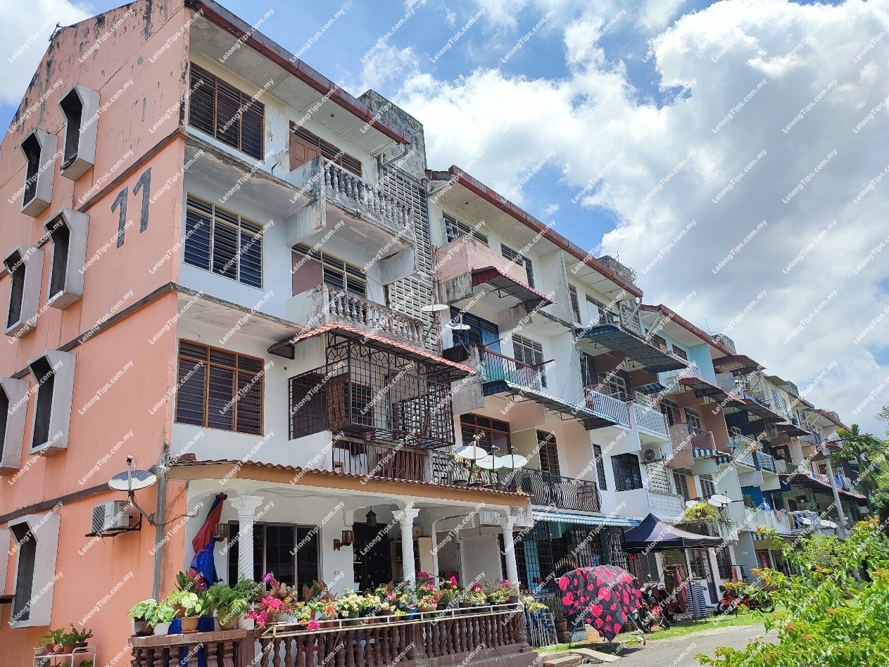 Freehold Flat, Low Cost [4 min to Alam Megah LRT Station; 8 min to Main Place Mall USJ; Easy Access via ELITE Highway]