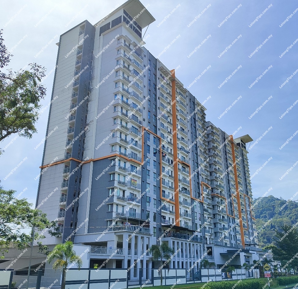 [Price reduced by 19% + Vacant Unit] 3 Bedroom T-Parkland Condominium [2 min to Templer Park Country Club; 7 min to Lotus's Rawang (Tesco)]