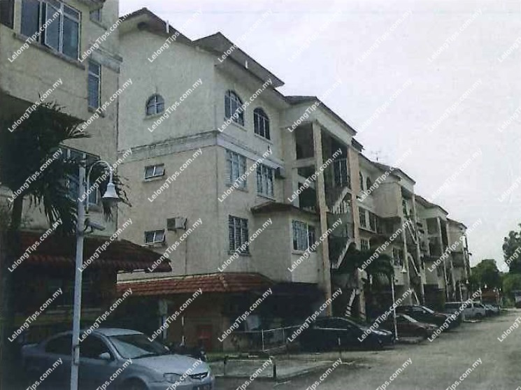 Freehold Villa Hijauan Apartment (Town House) [6 min to Lotus&rsquo;s Mutiara Rini (Tesco); 7 min to Mydin Mall Mutiara Rini]