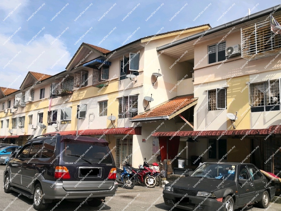 Lelong Auction Roi Up To 6 3 Bedroom Dahlia Apartment 9 Min To Lotus S Bukit Beruntung Tesco In Taman Bunga Raya Selangor For Rm105000