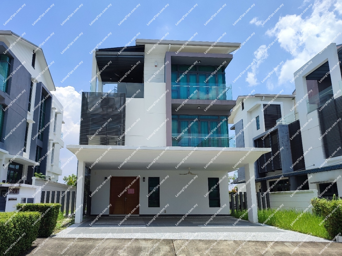 3 Storey Detached House
