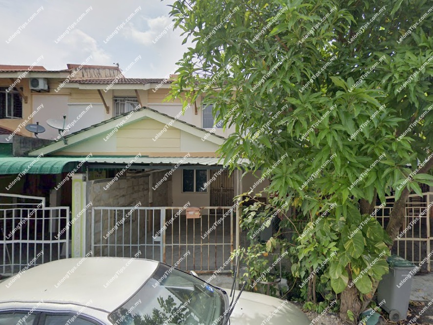 3 Bedroom 2 Storey Terrace House, Intermediate, Low-Medium Cost [6 min to Lotus&rsquo;s Mutiara Rini; 8 min to Tun Aminah Bus Station]