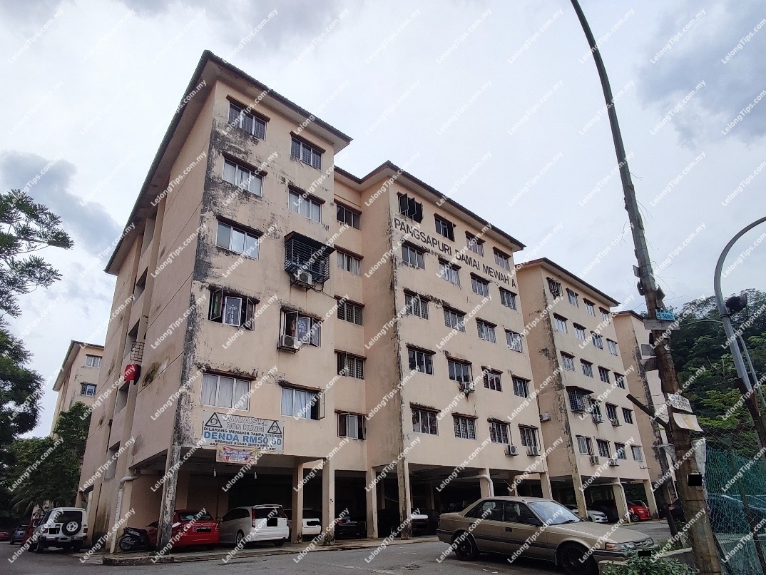 Freehold 3 Bedroom Damai Mewah A Apartment, Low Cost [8 min to Kajang MRT Station & New Era University College; 10 min to Lotus's Kajang]