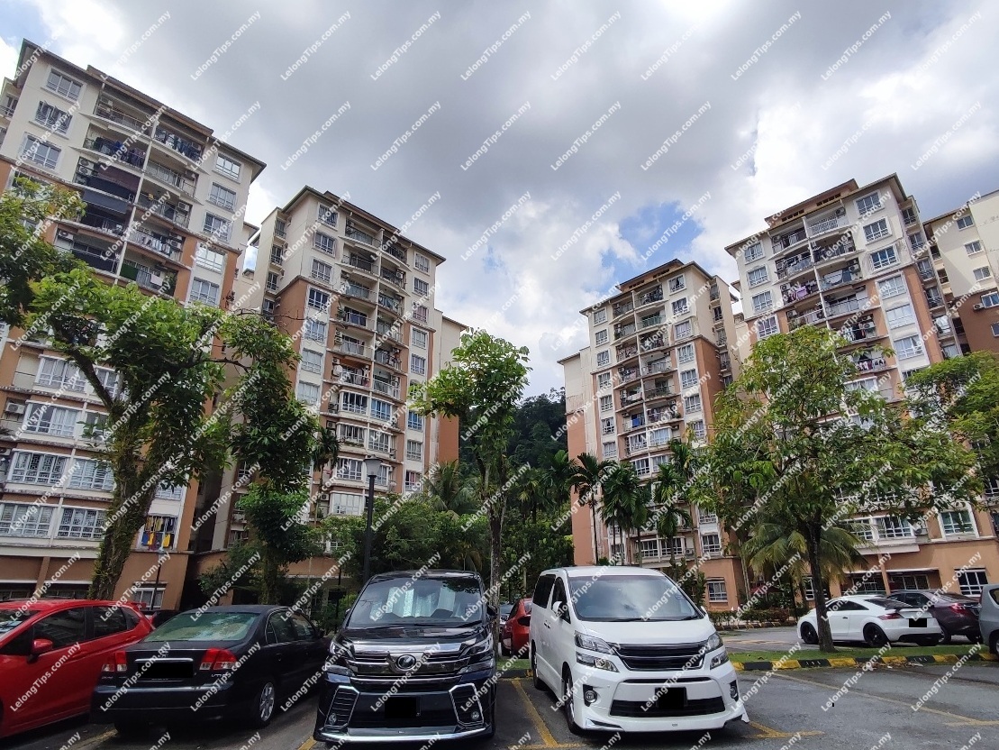 Tiara Intan Condominium [7 min to AEON BiG Ampang; 8 min to Bandar Baru Ampang; 10 min to Ampang LRT Station]