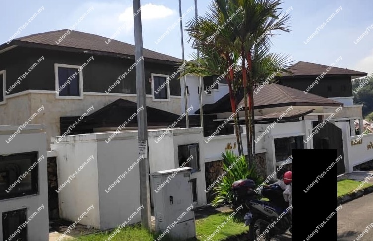 Freehold Super Spacious 3 Storey Detached House with Swimming Pool, Renovated [6 min to AEON AU2 Setiawangsa; 10 min to Wangsa Walk Mall]