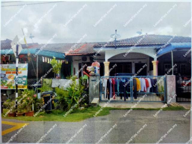 Auction 1 Storey Terrace House in Seri Manjung Perak for RM170000