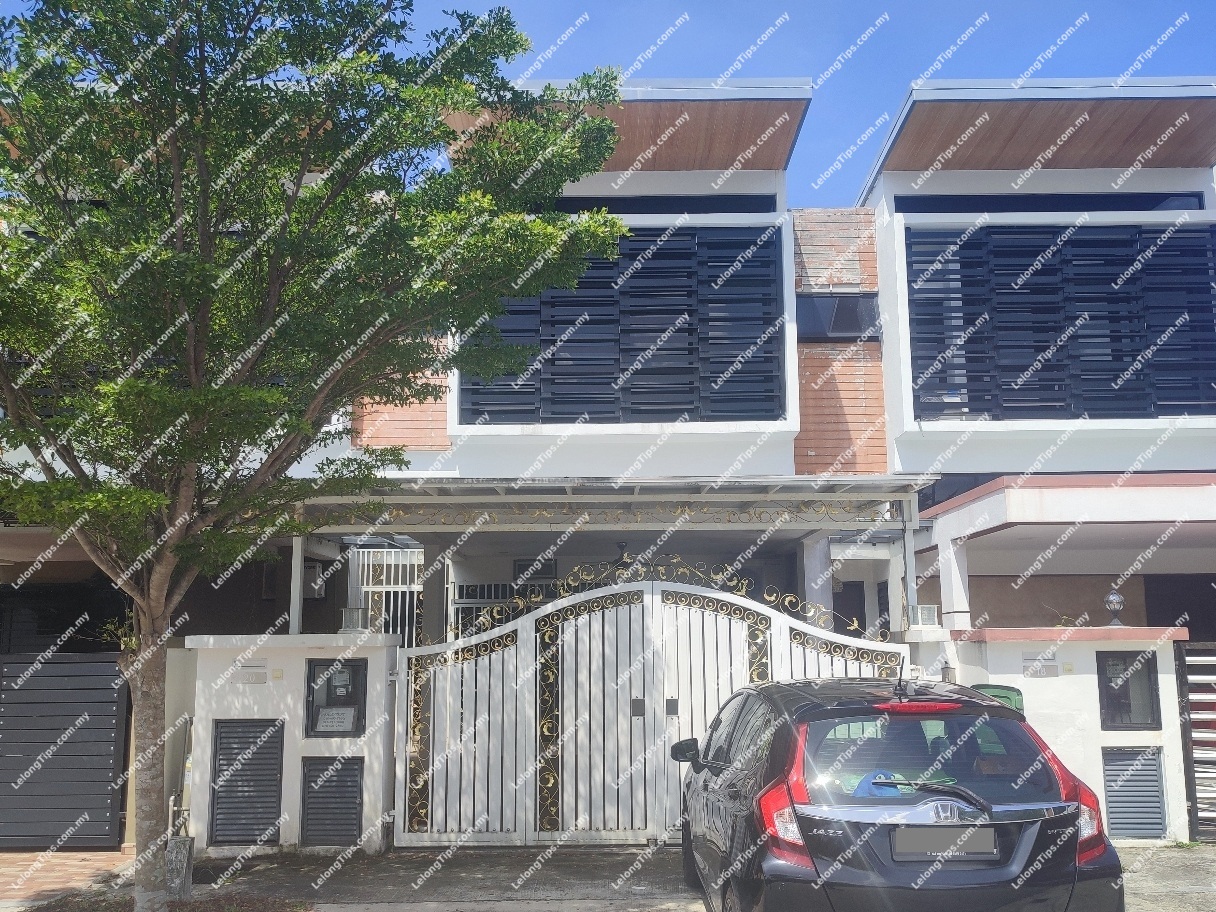 [-19%] Freehold 3 Storey Terrace House, Intermediate, Renovated [Gated & Guarded; 6 min to Lotus's Kajang; 8 min to Mydin Wholesale Hypermarket Semenyih]