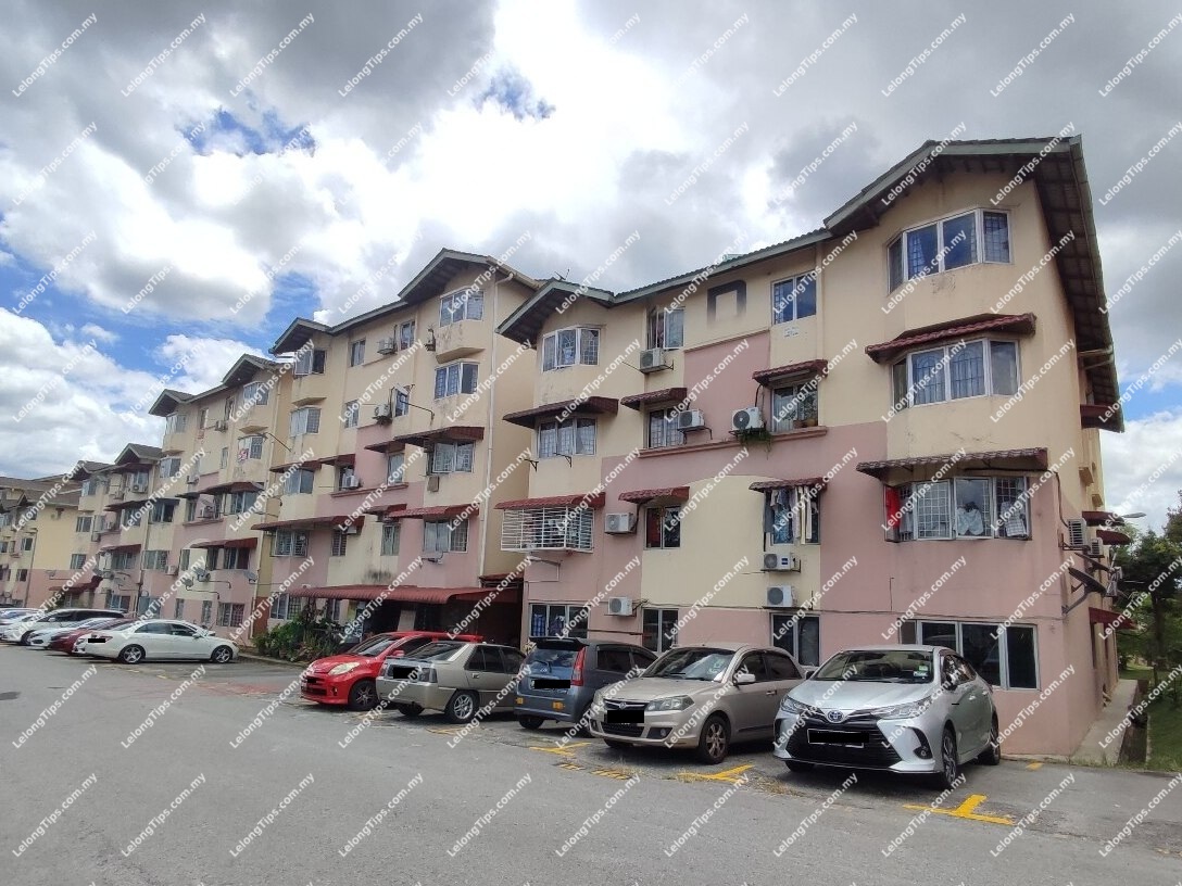 [-28%] 3 Bedroom Permai Apartment [3 min to Damansara Damai MRT Station; 7 min to DA Square]