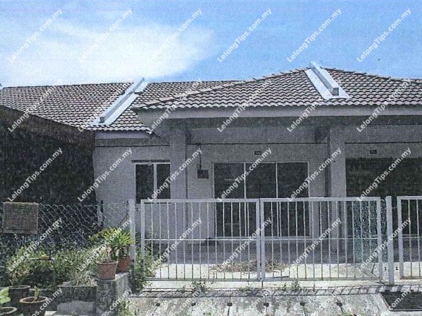 Auction 1 Storey Terrace House in Taman Kledang Perak for RM100000