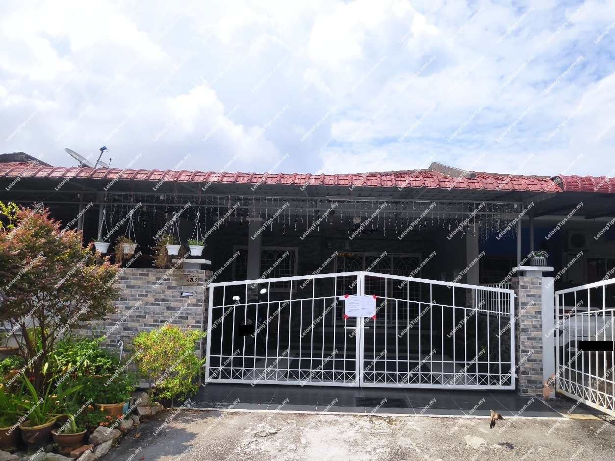 1 Storey Terrace House