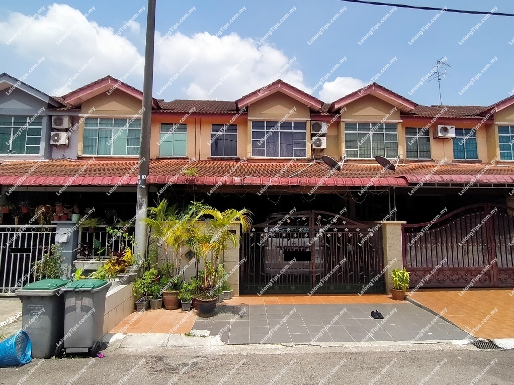 Freehold 2 Storey Terrace House, Intermediate [3 min to Econsave Pasir Gudang; 9 min to Lotus's Eco Tropics]
