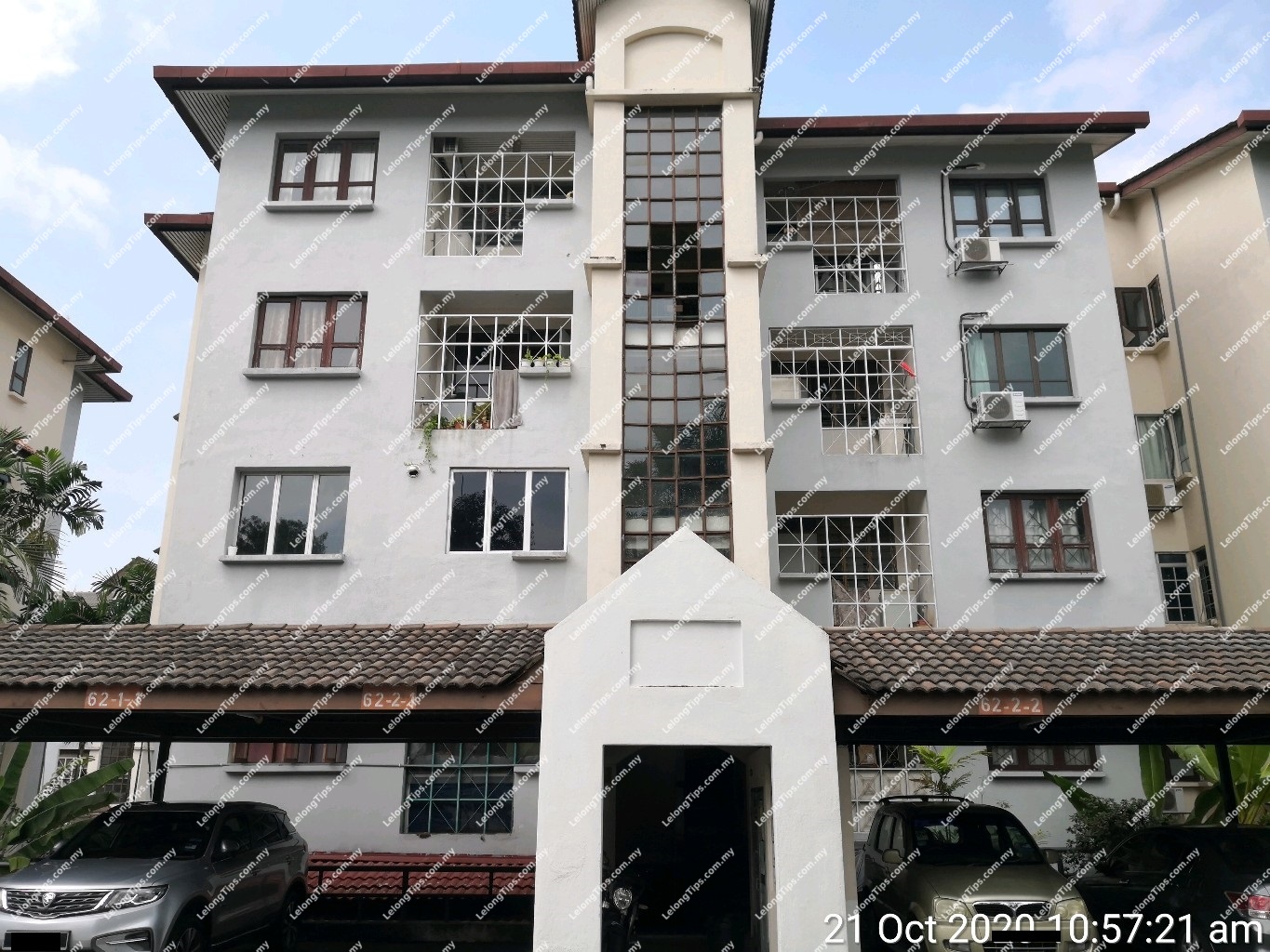 [-33%] Freehold Sri Ayu Apartment, Corner Lot [3 min away from Setiawangsa LRT Station & AEON Mall AU2 Setiawangsa; 4 min walk to Giant Supermarket Setiawangsa]