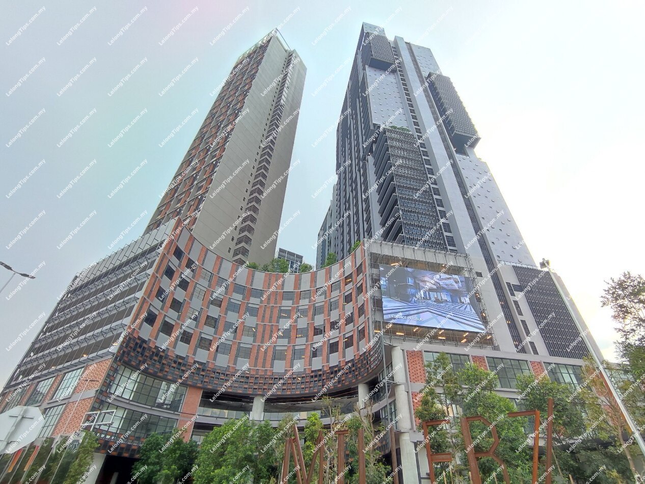 Freehold Megan Legasi Serviced Apartment [4 min to SJK (C) Choong Wen; 5 min to The Scott Garden; 7 min to Kuchai MRT Station]