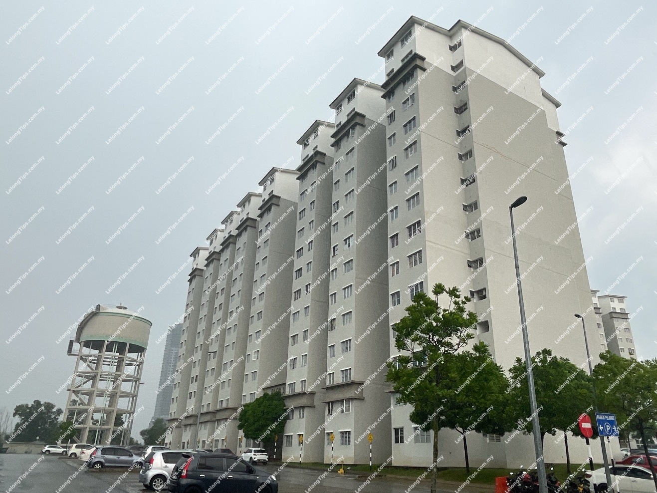 3 Bedroom Alpinia Apartment
