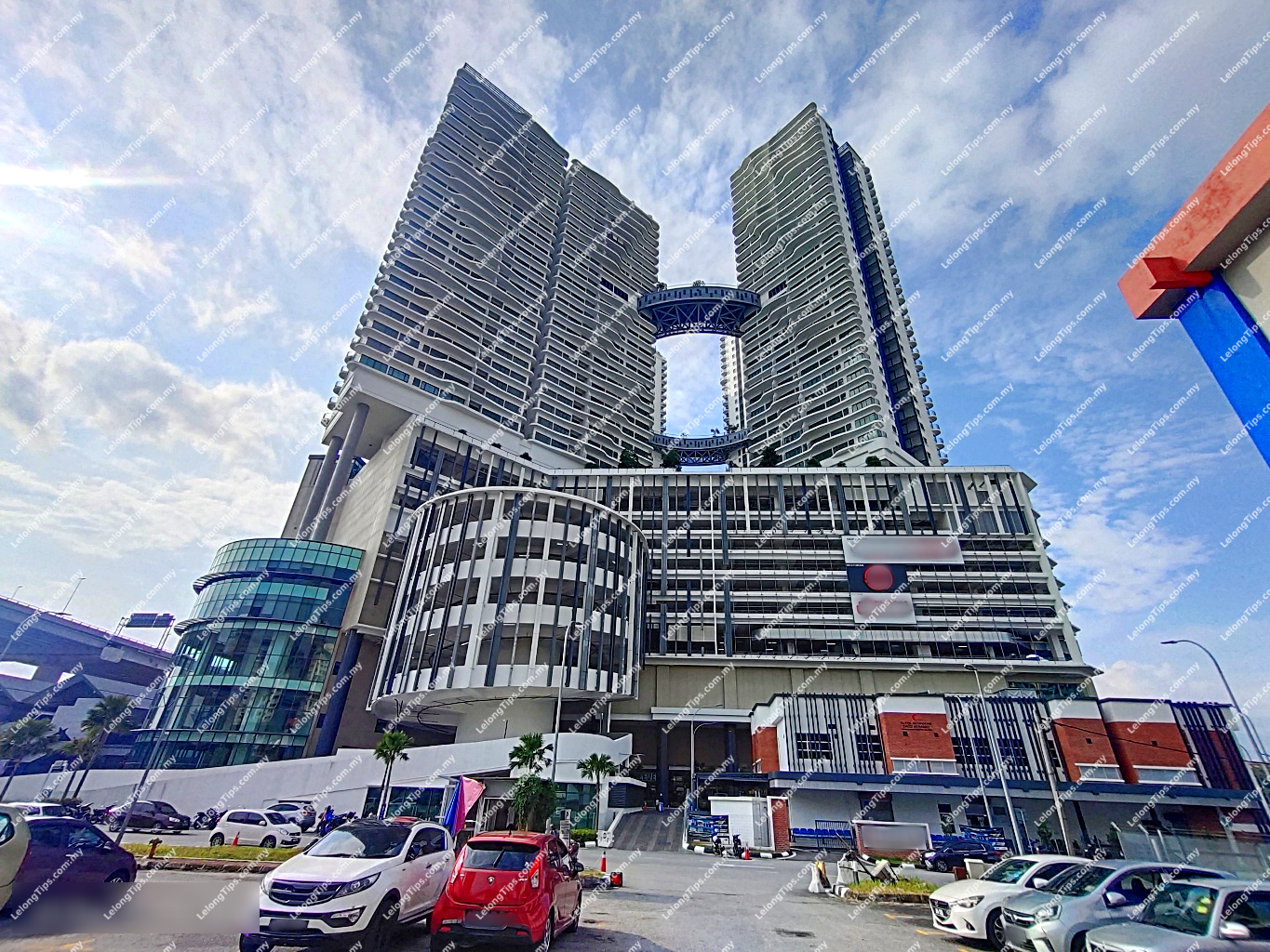 Datum Jelatek Studio Service Apartment [Newly completed in 2022; Prime Location; Investment Potential; Linked bridge to Jelatek LRT Station]