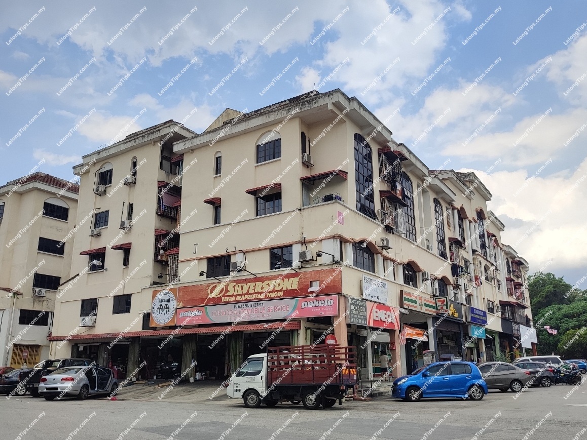 Auction 3 Bedroom Apartment, Corner Lot [3 min to Pantai Hospital