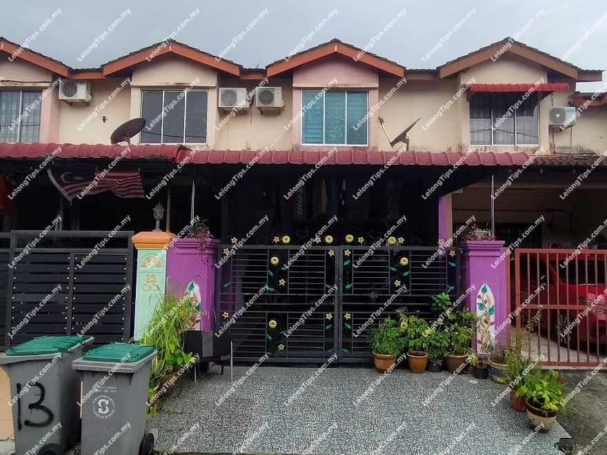 Freehold 2 Storey Terrace House, Intermediate, Low-Medium Cost [7 min to Econsave Pasir Gudang; 10 min to Lotus's Eco Tropics]