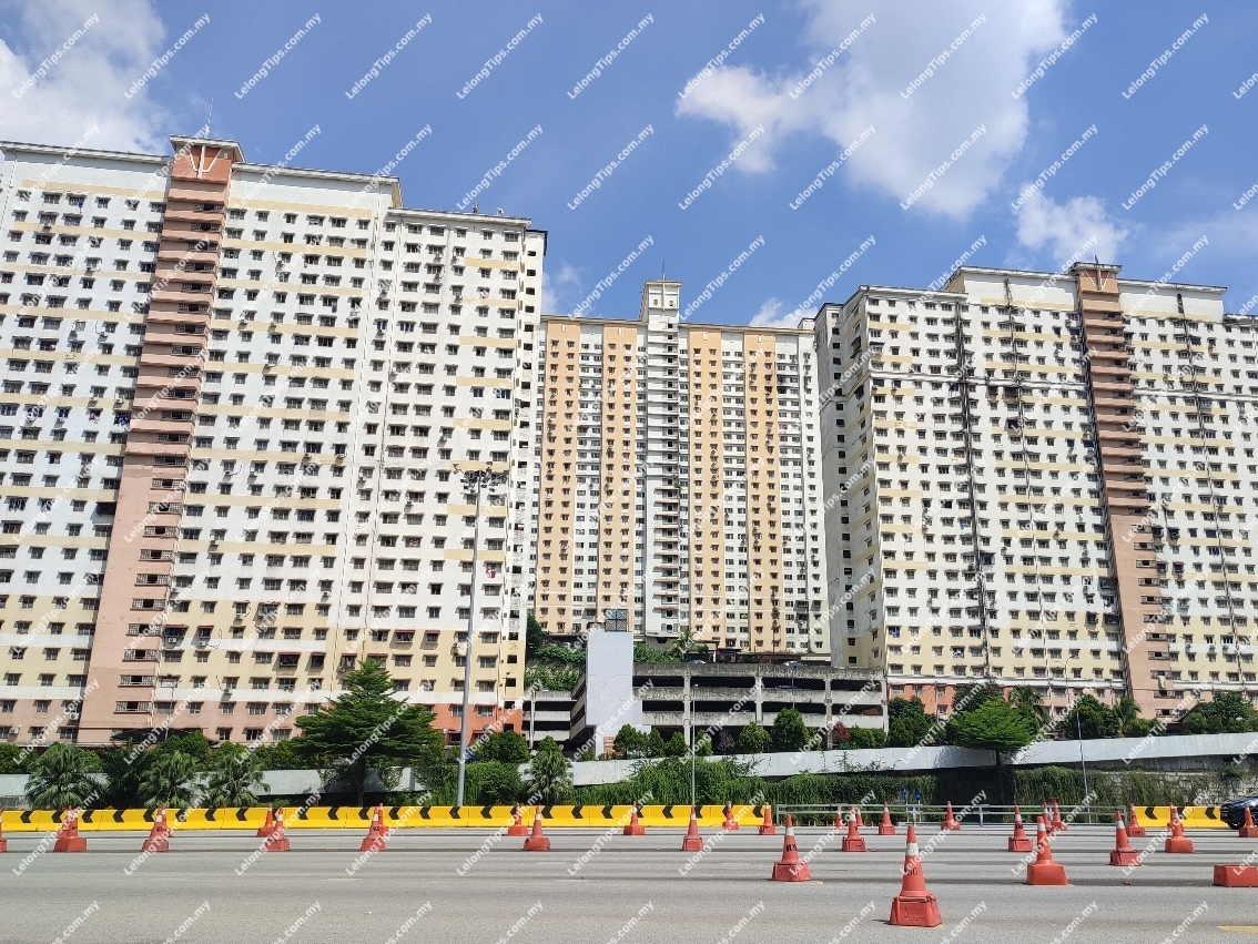 Flora Damansara Apartment