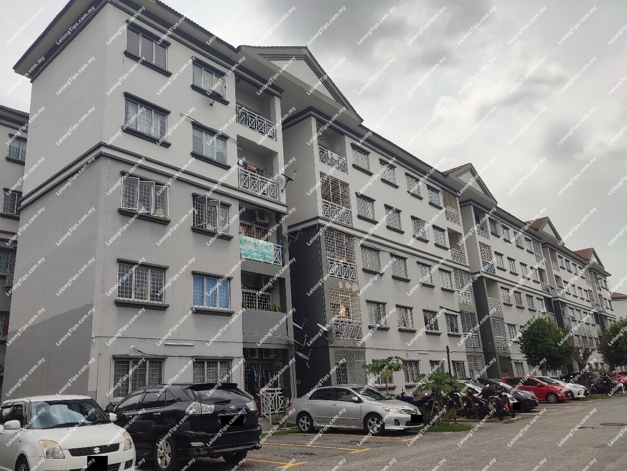 Sri Alpinia Apartment