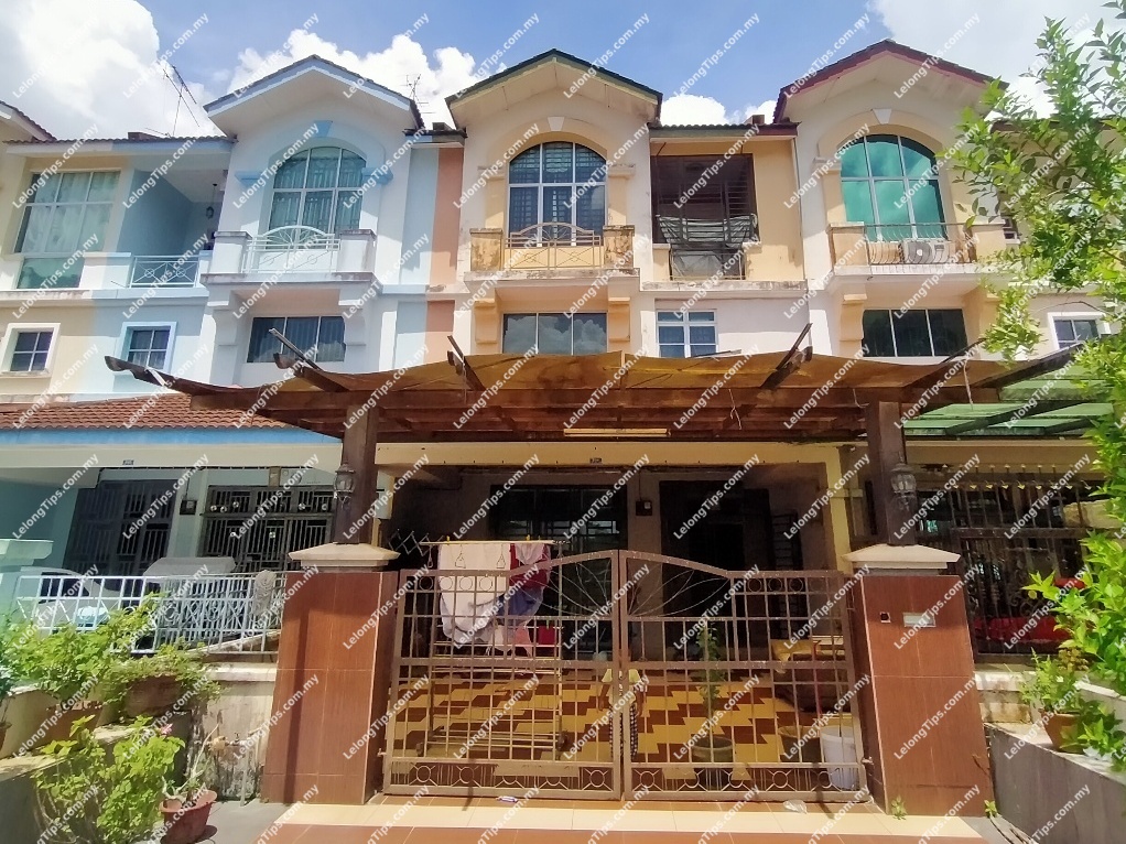 Freehold 3 Storey Terrace House Intermediate 4 Min To IOI Mall Kulai freehold-3-storey-terrace-house-intermediate-4-min-to-ioi-mall-kulai