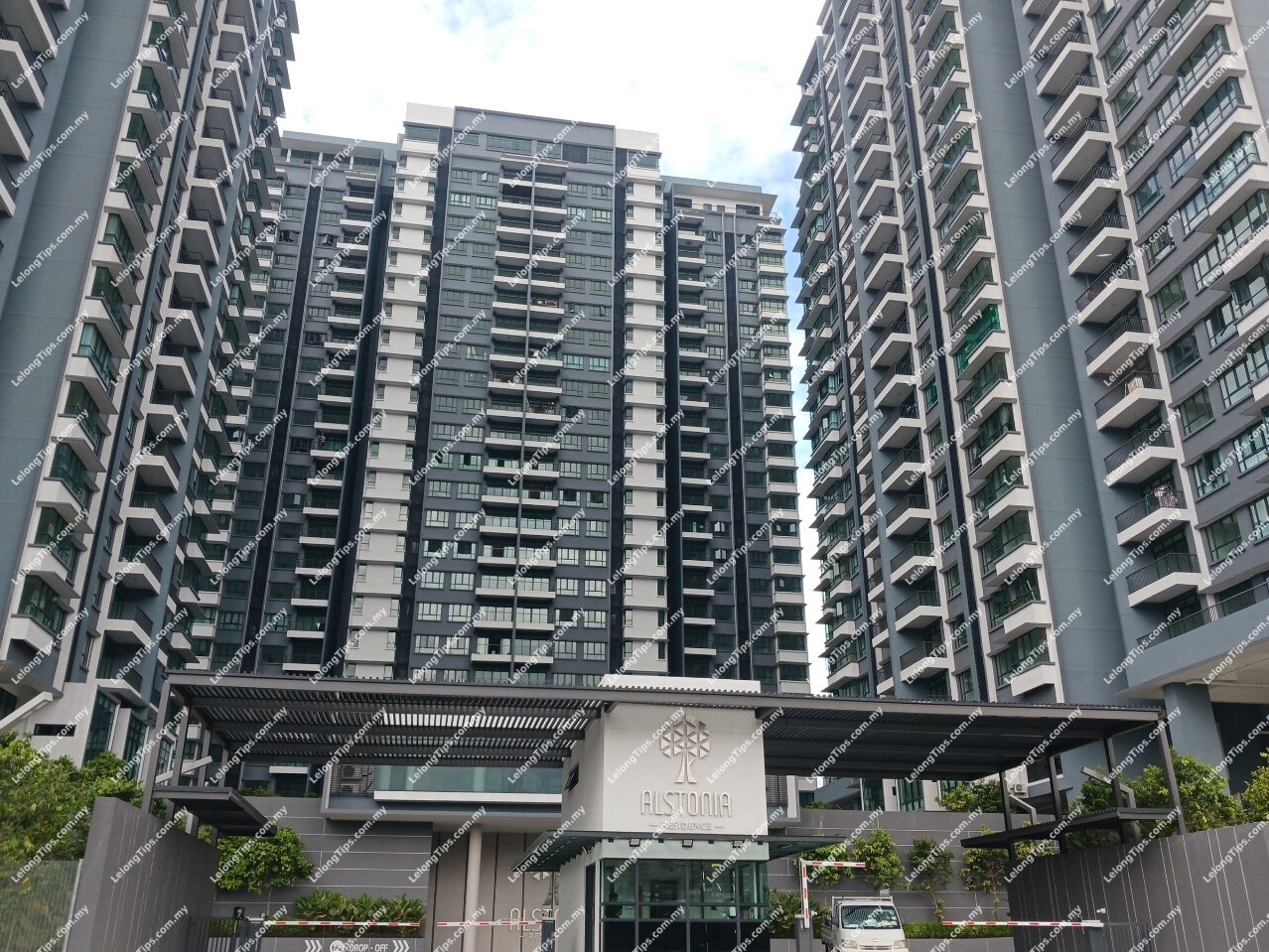 Alstonia Residence Apartment