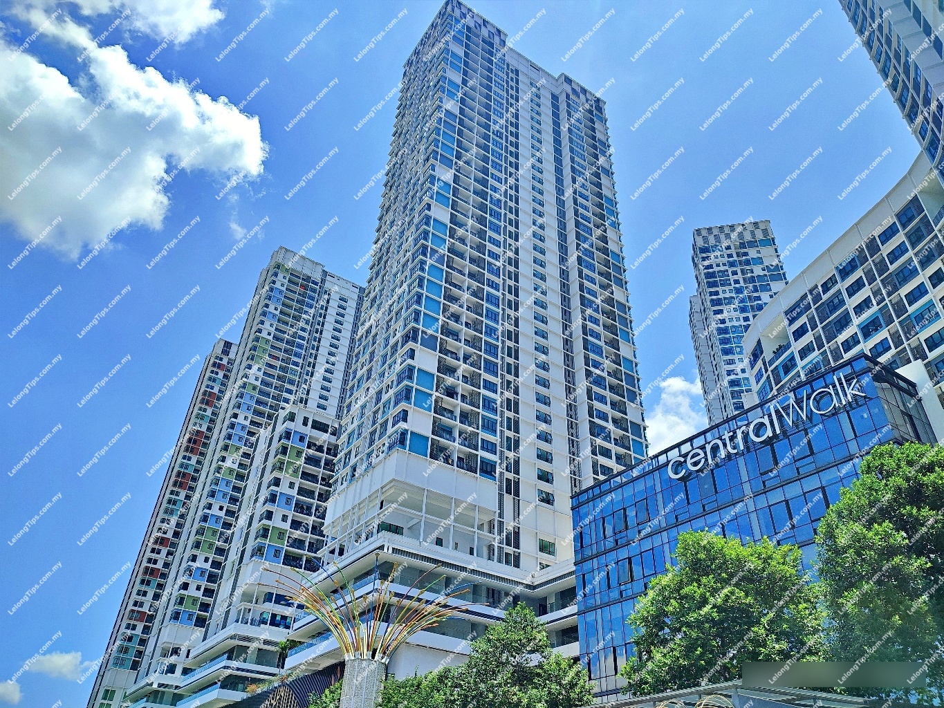freehold-soho-8-min-to-aeon-mall-bukit-raja-10-mi-walk-to-central-i-city