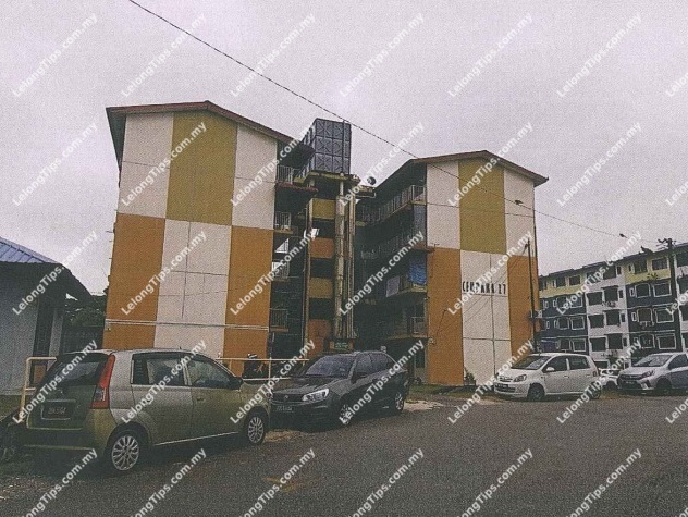 Flat, Low Cost [Next to SK Taman Cempaka; 7 min to Kempas Baru KTM Station; 8 min to Angsana Johor Bahru Mall & Paradigm Mall JB]