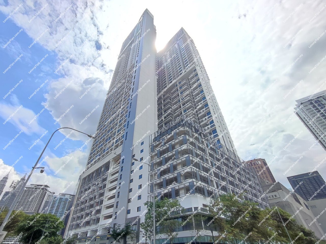 Duplex Small Office Home Office (SOHO) [Walking distance to Quill City Mall;  5 min to SOGO Kuala Lumpur; 6 min to Suria KLCC]