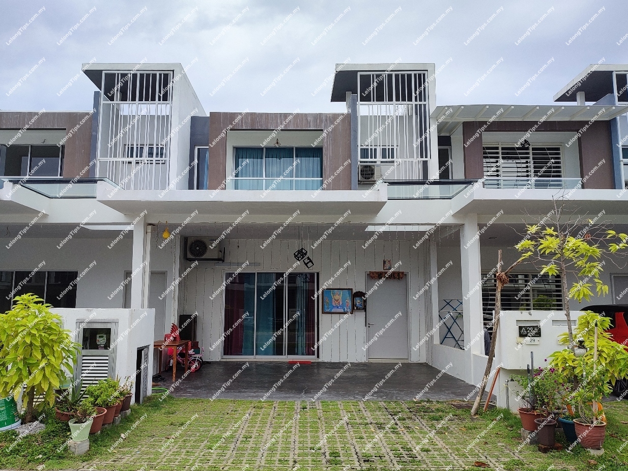 [-19%] 2 Storey Linked Terrace House