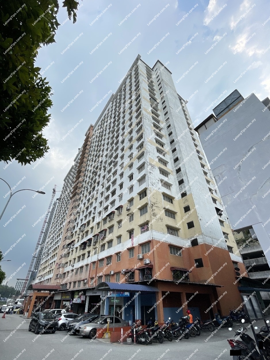 Flora Damansara Flat