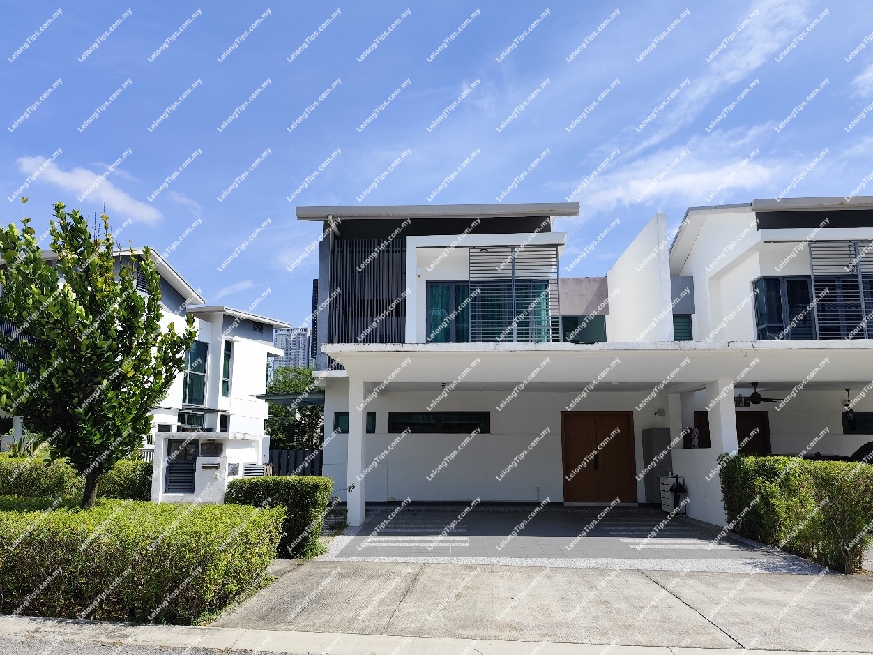 3 Storey Semi Detached House