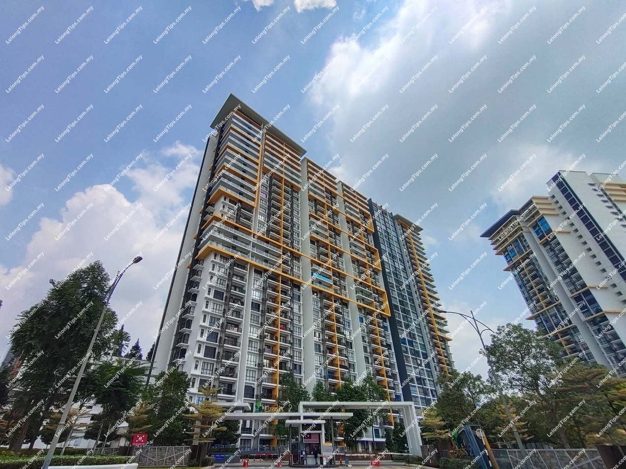 Oasis 2 Condominium