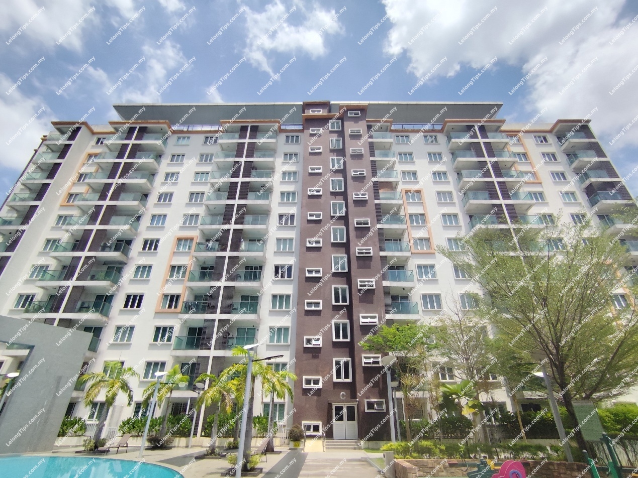 [-19%; ROI up to 5%; Swimming pool View] Hijauan Saujana Serviced Apartment [8 min to Ara Damansara LRT Station; 9 min to CITTA Mall & Lotus's Ara Damansara; 10 min to SkyPark Terminal]