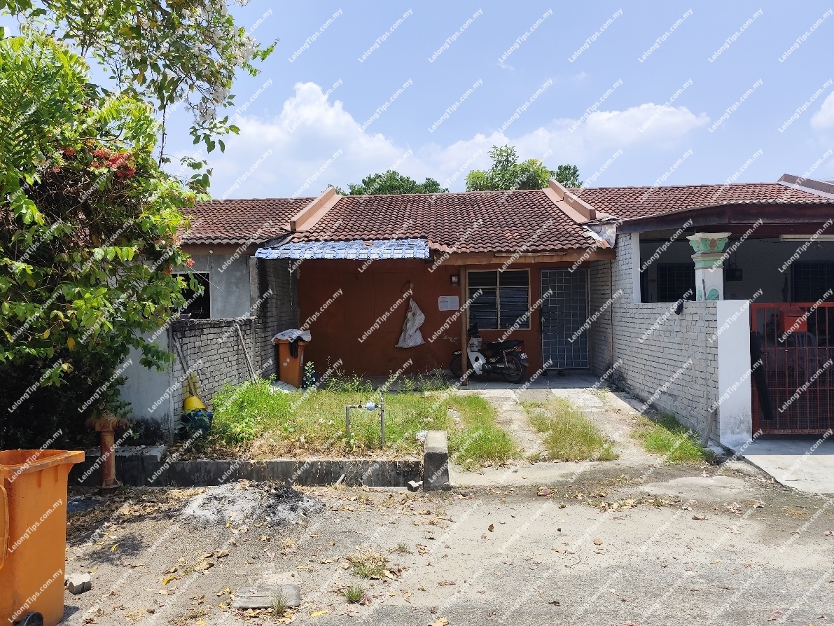 Freehold 1 Storey Terrace House, Intermediate, Low Cost [4 min to SMK Pantai Sepang Putra; 5 min to Pantai Bagan Lalang Sepang]