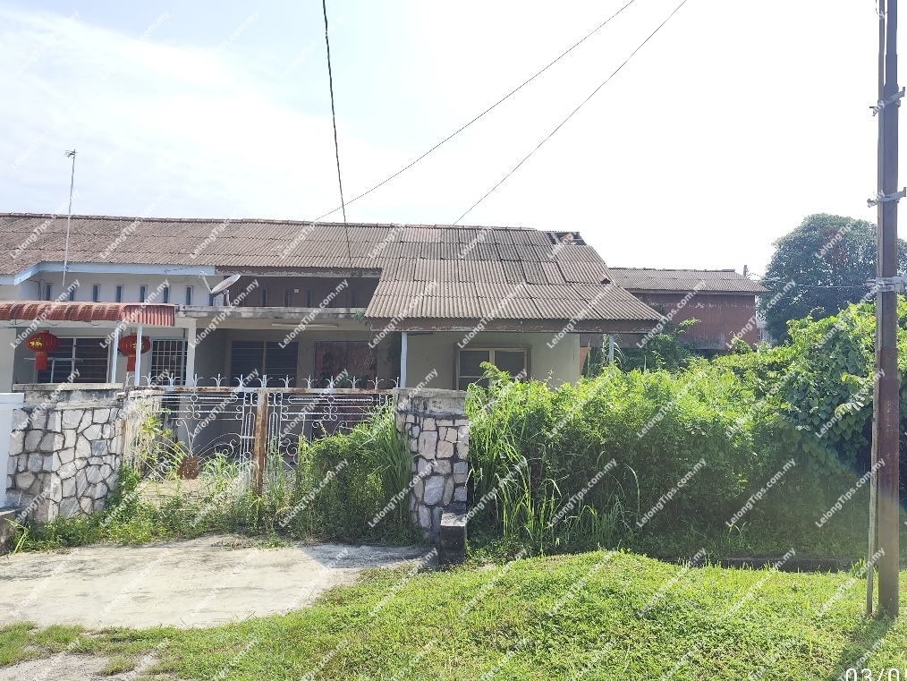 1 Storey Semi Detached House