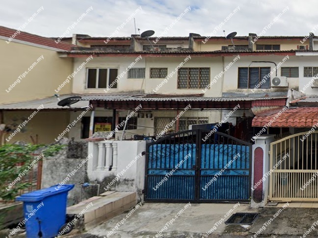 Auction 2 Storey Terrace House in Taman Sri Muda Selangor for RM360000