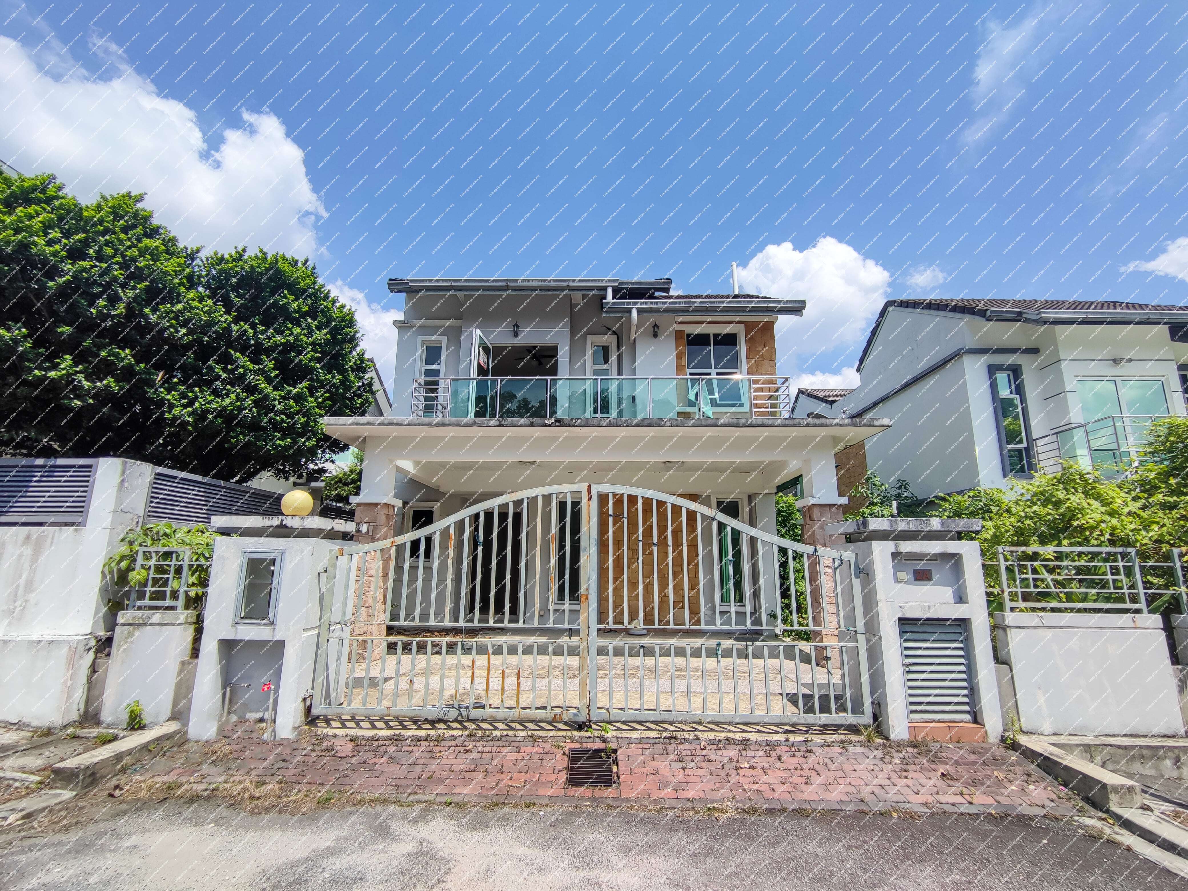 [Gated & guarded community; 3 min to nearest commercial area] 2 Storey Detached House [Easily accessible via Jalan Cheras & CKE Expressway]